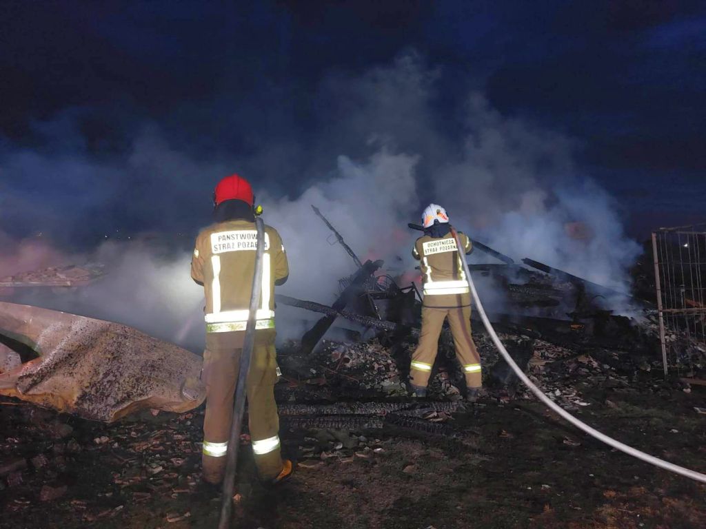 kp psp chodzież, pożar, gospodarstwo, stodoła, chlewnia
