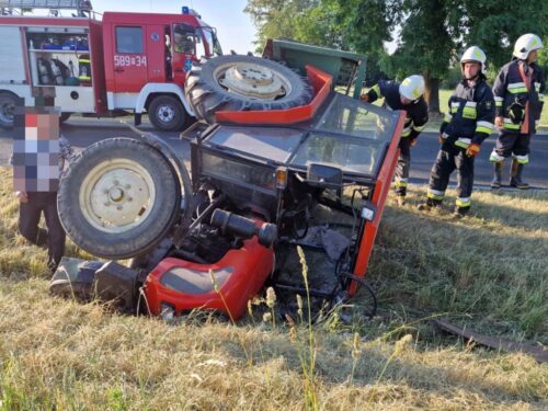 kp psp słupca, wypadek, zderzenie, ranny traktorzysta