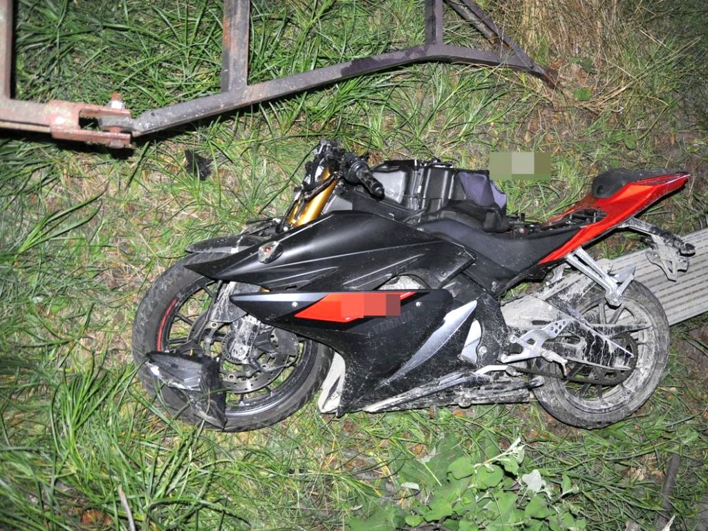 kpp biłgoraj, wypadek, zderzenie, motocyklista, przyczepa