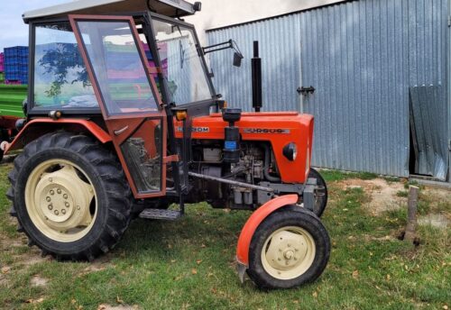 kpp puławy, wypadek, przyczepa, ciągnik, najechanie, przygniecenie, ranny traktorzysta