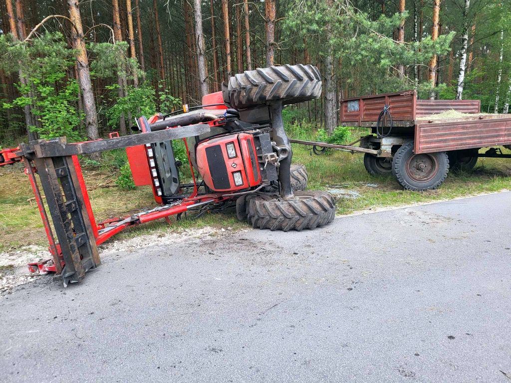 kpp opoczno, wypadek, wywrócony, ciągnik, śmierć traktorzysty