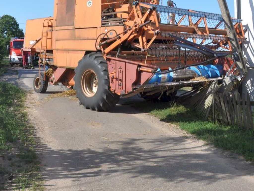 kpp łęczyca, kolizja, ogrodzenie, kombajn, kombajnista, pijany kierowca, poszukiwany
