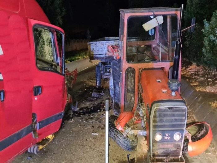 kpp radomsko, wypadek, zderzenie, bus, ciągnik, pijany kierowca