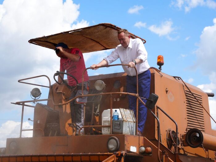 minister, telus, zboże, ukraina, magazyny, dopłaty, pokaz koni, konie arabskie, janów podlaski