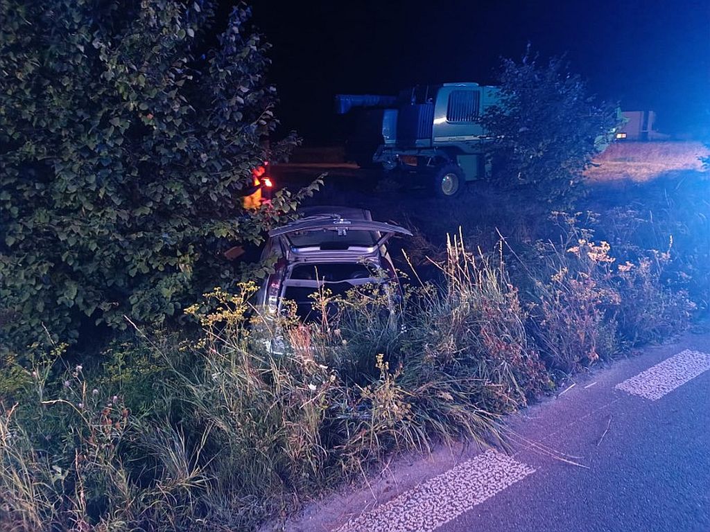 kp psp staszów, kpp staszów, wypadek, zderzenie, wózek, heder, auto