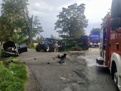 kpp gostyń, kolizja, zderzenie, ciągnik, auto, audi, wyprzedzanie
