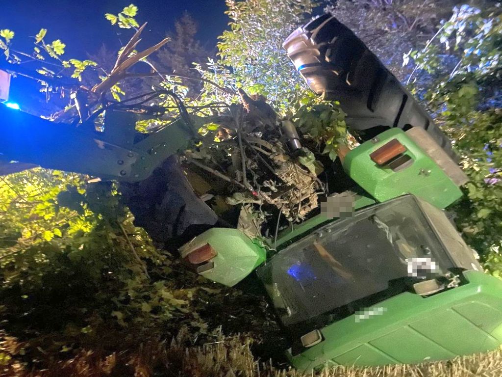 kpp opole lubelskie, zdarzenie, wywrócony ciągnik, pijany traktorzysta