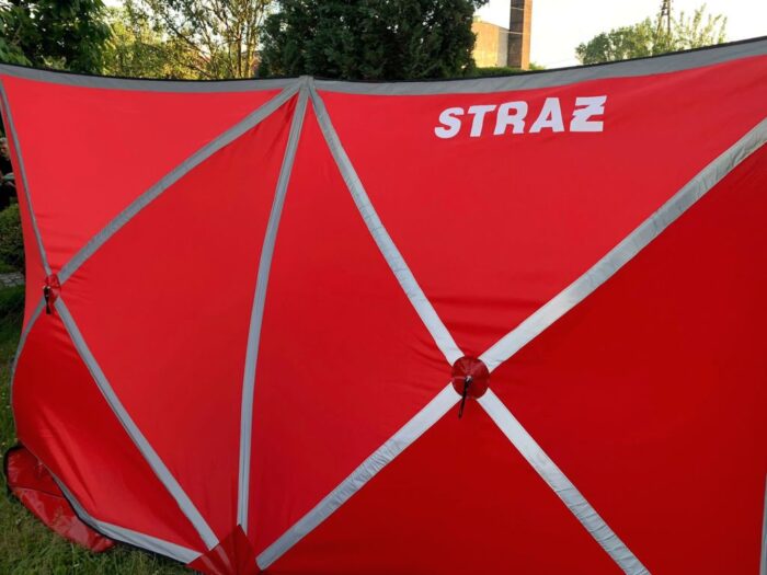 psp, straż pożarna, pożar, hala, świnie, trzoda chlewna