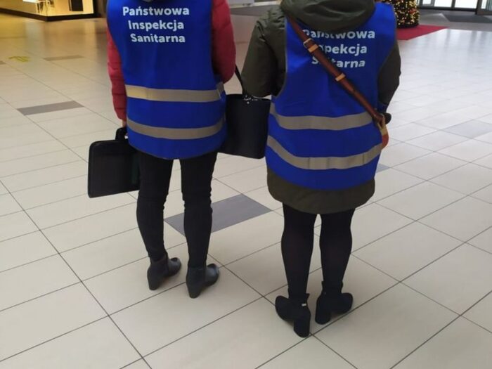 inspekcja sanitarna, sanepid, mandat, pouczenie, kara, handel, wiśnie