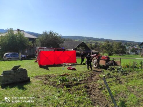 kpp brzozów, wypadek, ciągnik, ogrodzenie, przygniecenie, śmierć traktorzysty