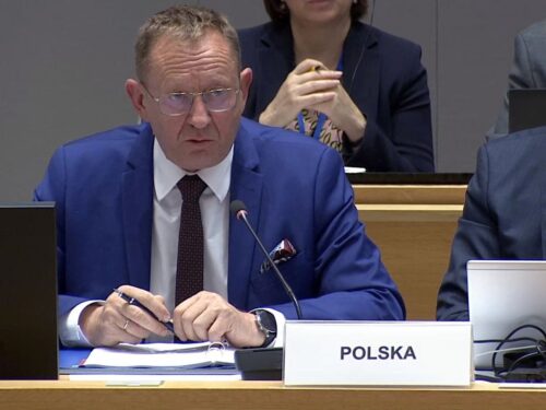 odbudowa, zasoby przyrodnicze, prawo, rozporządzenie, ue, rolnictwo, straty, wyłączenie z produkcji, grunty rolne