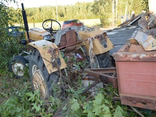 kmp biała podlaska, wypadek, zdarzenie, rozładunek, drewno, ciągnik, rozrzutnik, najechanie, przejechanie