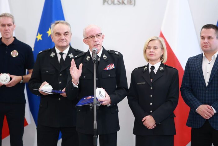 osp, zosp, druhowie, strażacy, czujka dymu, tlenek węgla, czad, pożar, bezpieczeństwo pożarowe