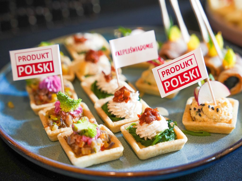 patriotyzm konsumencki, konsumenci, zakupy, handel, produkt polski, rolnictwo, badanie