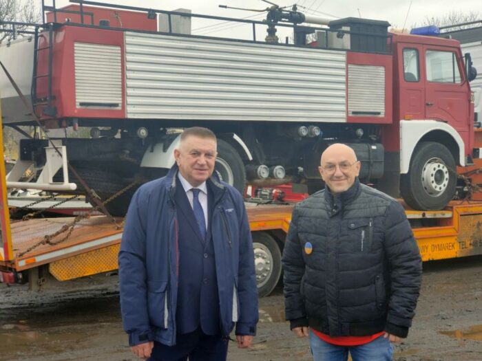 strażacy-ochotnicy, osp, osp płońsk, ukraina, wóz strażacki