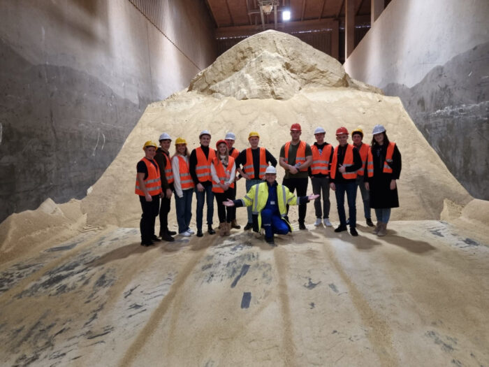 studenci WRiE, ZUBR, Agrolok