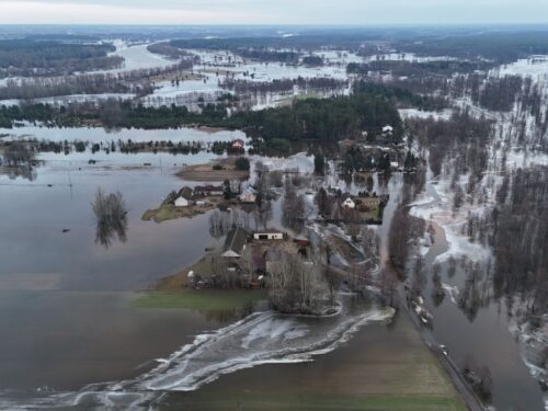 podtopienia, zalewiska, zalane pola, gospodarstwa