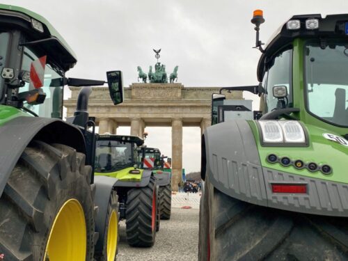 niemcy, protest, rolnicy, politycy