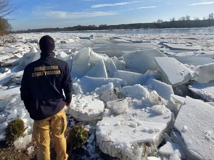 młynarze, wieś, rzeka, bug