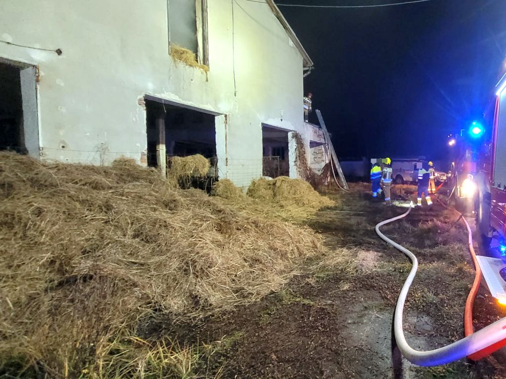 kp psp góra, pożar, skład zboża, pgr