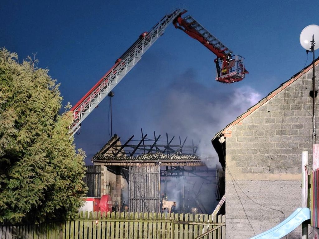 pożar, gospodarstwo, dom, stodoła