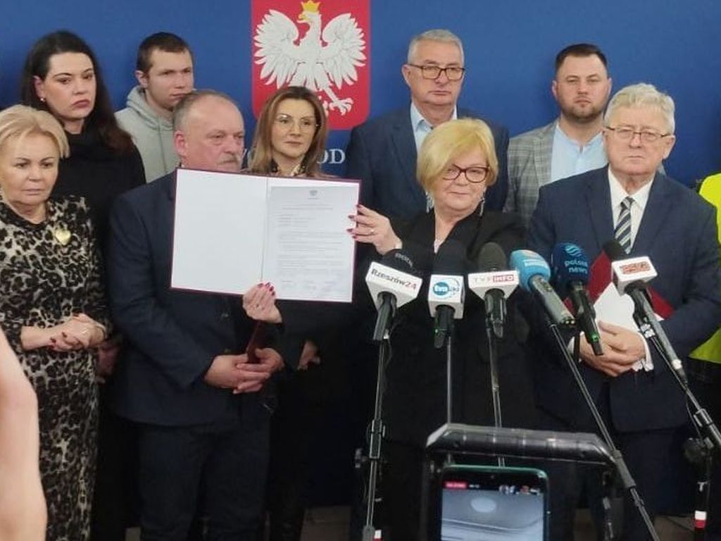 minister, siekierski, kondrów, oszukana wieś, protest
