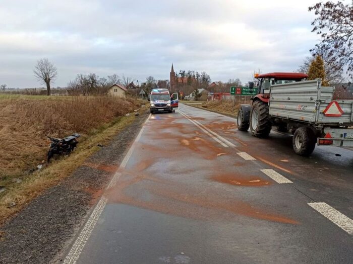 kpp sztum, wypadek, zdarzenie drogowe, skuter, ciągnik