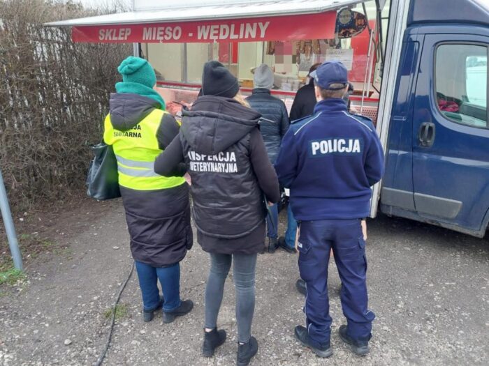 sanepid, kontrole, kontrole interwencyjne, targowiska