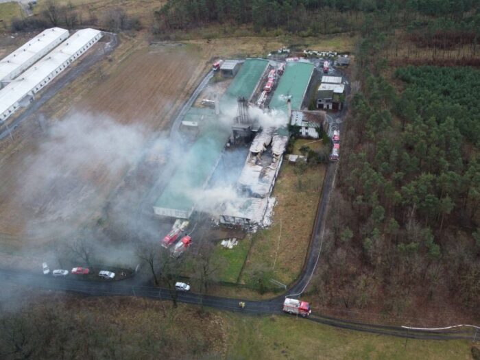 km psp legnica, pożar, kurnik, akcja gaśnicza