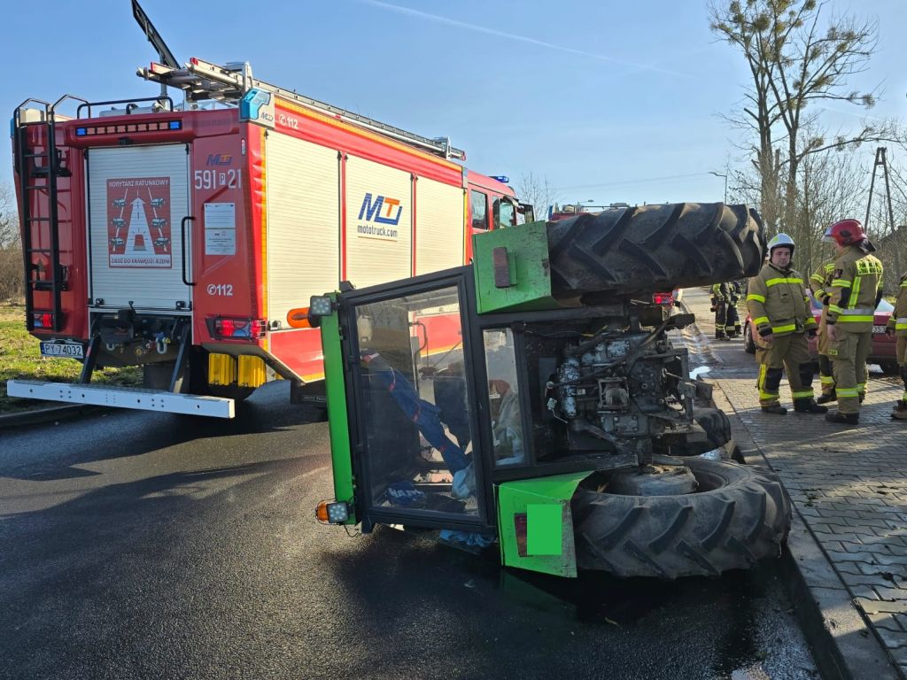kp psp szamotuły, kolizja, zdarzenie drogowe, zderzenie