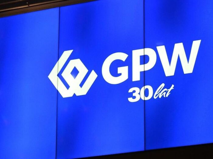 produkcja białka owadziego, białko owadzie, fabryka, gpw