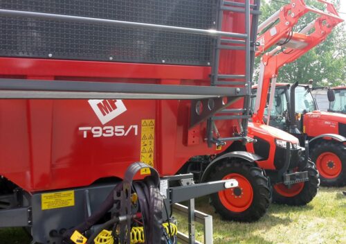 maszyny rolnicze, rejestracje, ciągniki, przyczepy