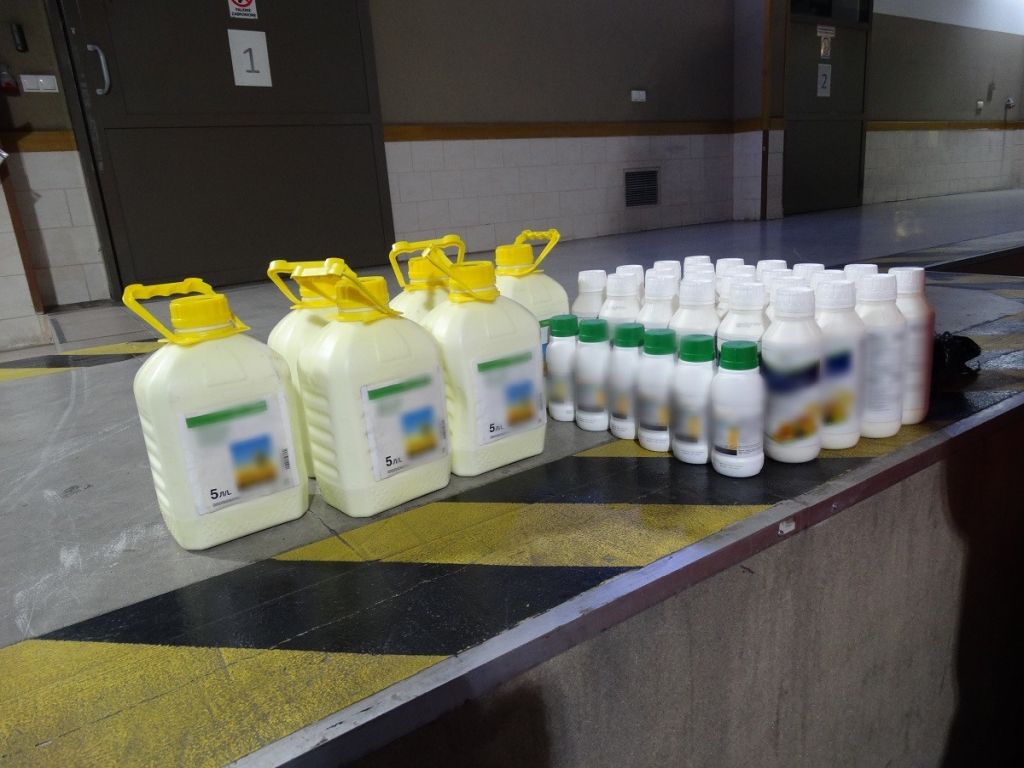 kas, granica, przemyt, środki ochrony roślin