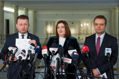 pis, posłowie, błaszczak, uchwała