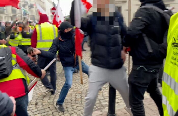 policja, ranni policjanci, zatrzymania, mandaty