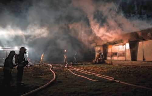 kp psp lubliniec, pożar, kurnik, kurczęta