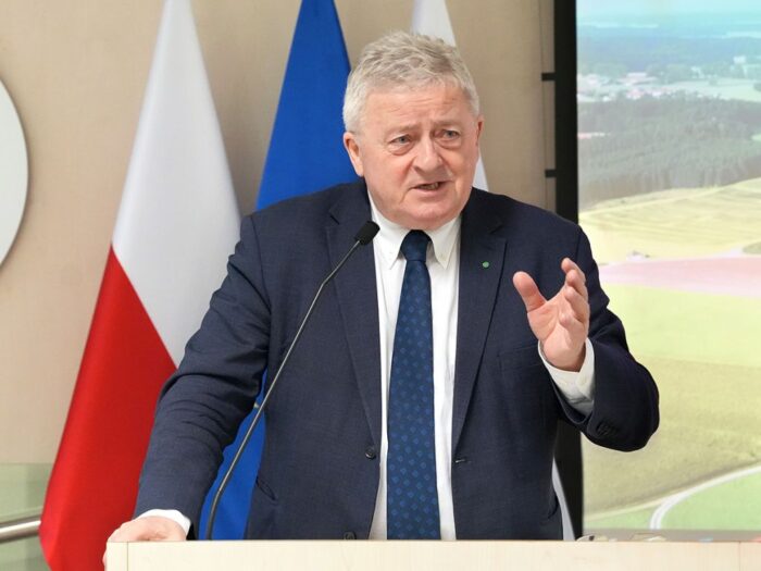 minister rolnictwa, siekierski, protest rolników, policja