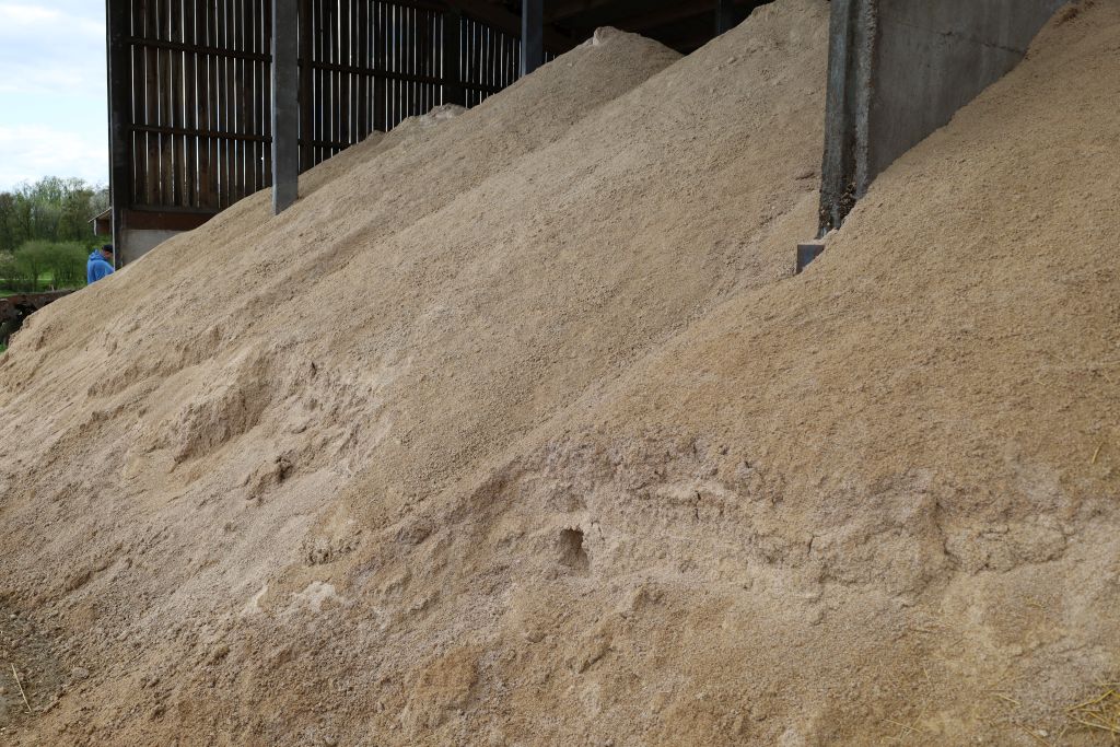 Aliplus, uszlachetnianie zboża, przeciwdziałanie kwasicy, wzrost pH zboża, alkalizacja,