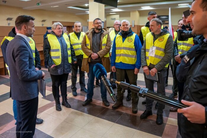 branża drzewna, przetwórstwo drewna, lasy, moratorium