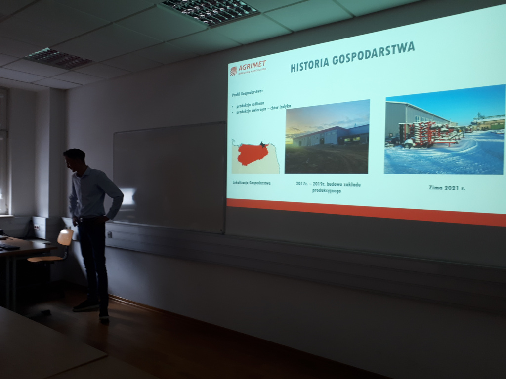 Aleksander Modzelewski, sala, WRiE