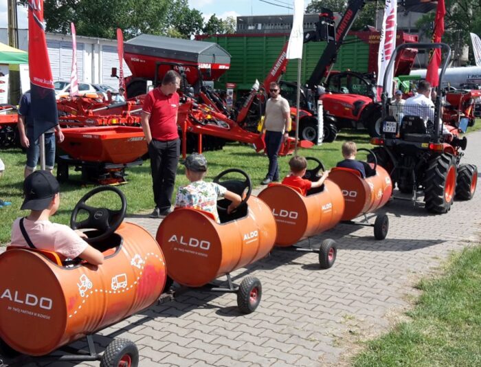 krir, izby rolnicze, kolonie, kolonie dla dzieci