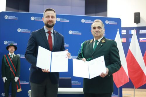 mon, minister obrony, kosiniak-kamysz, pzł, myśliwi