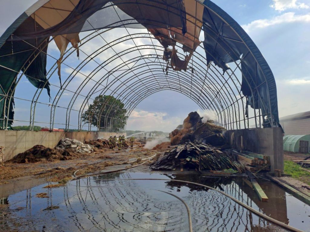 pożar, gospodarstwo, hala magazynowa, hala łukowa