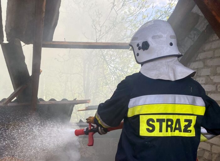 pożar, magazyn zboża, ładowarka, zwarcie instalacji