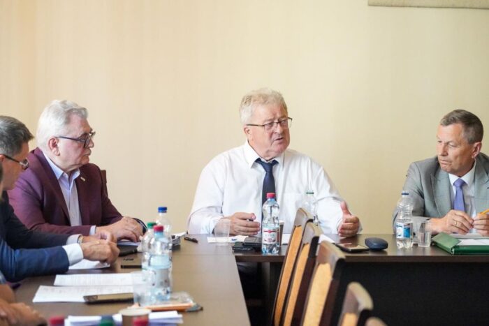 minister rolnictwa, siekierski, krajowa rada spółdzielcza, duże gospodarstwa