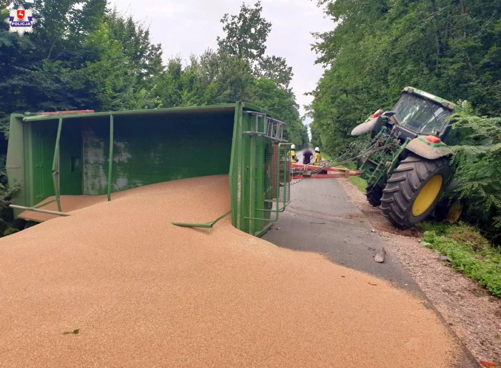 zdarzenie drogowe, ciągnik, przyczepa, oderwane koło