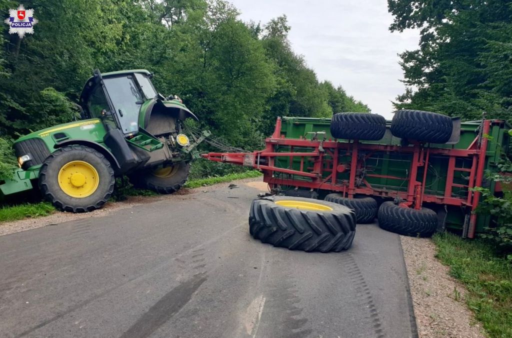 zdarzenie drogowe, ciągnik, przyczepa, oderwane koło
