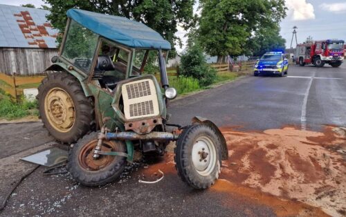 wypadek, zdarzenie drogowe, zderzenie, ciągnik