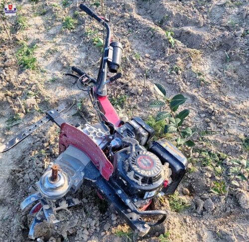 prace polowe, wypadek, glebogryzarka, pochwycenie