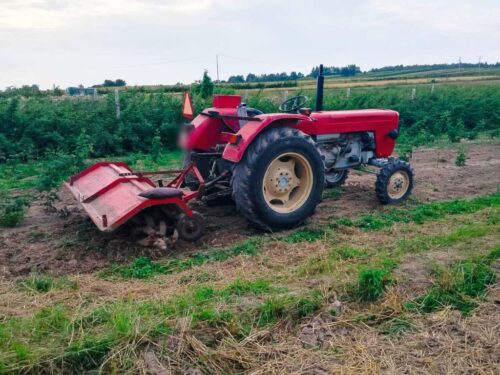 prace polowe, wypadek, ciągnik, upadek
